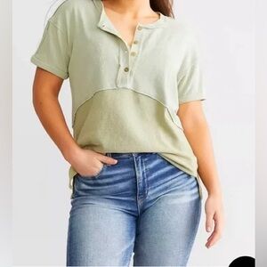 BKE Olive Short Sleeve Women's Tee